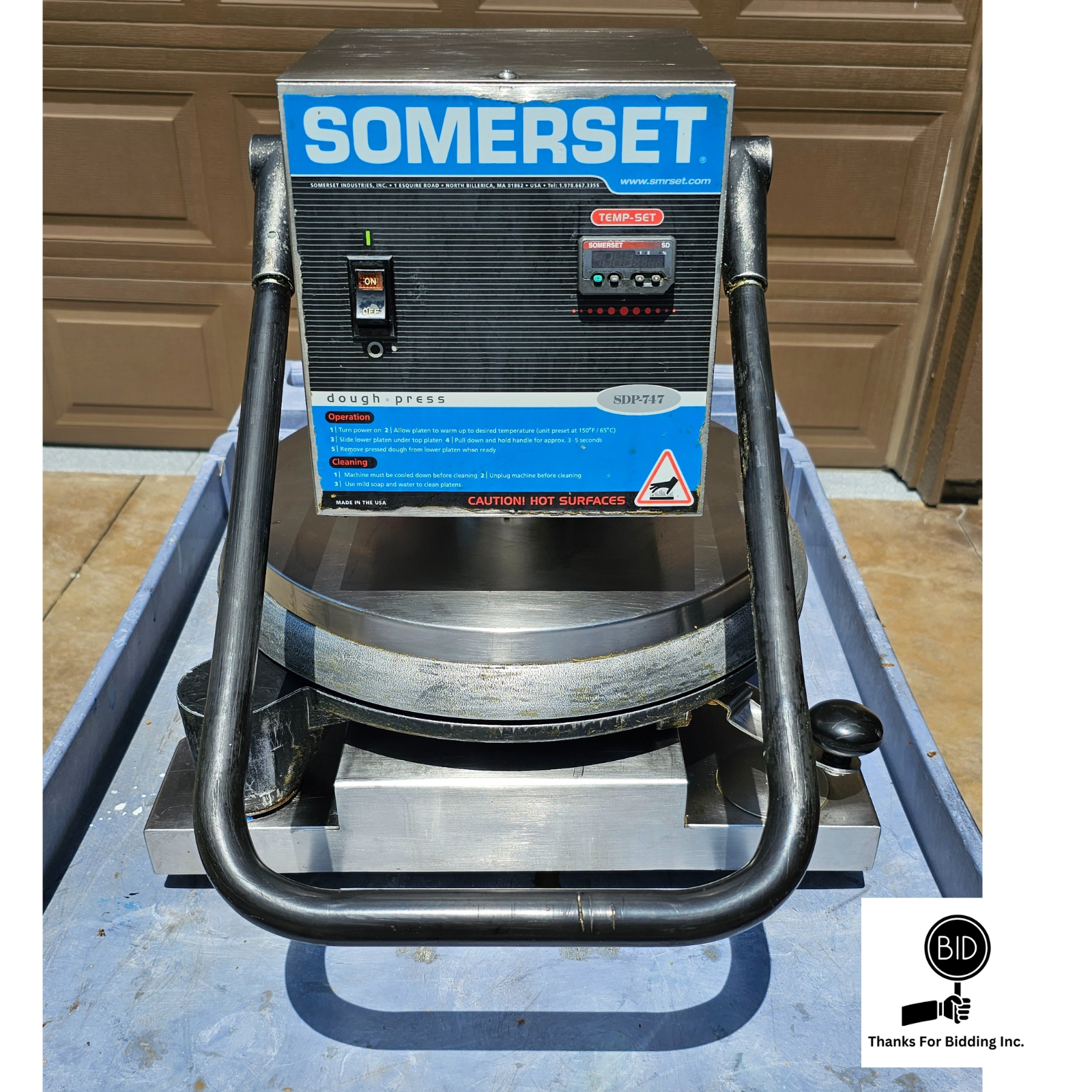 Revolutionizing Dough Preparation with Somerset Industries' SDP-747 Dough Press Revolutionizing Dough Preparation with Somerset Industries' SDP-747 Dough Press closed postion.
